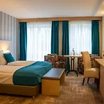 Heide Hotel Reinstorf (Luneburg)